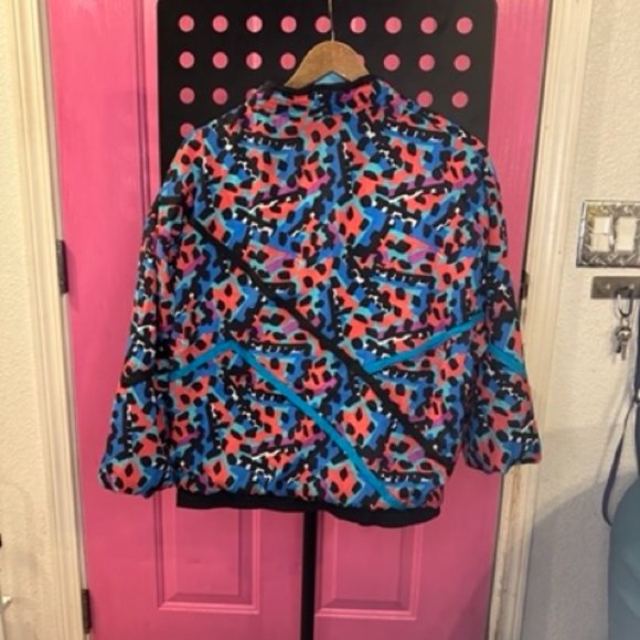 Avait-Sportif- Designed in France, Vintage, Nylon, Polyester, Cotton - Picture 3 of 3